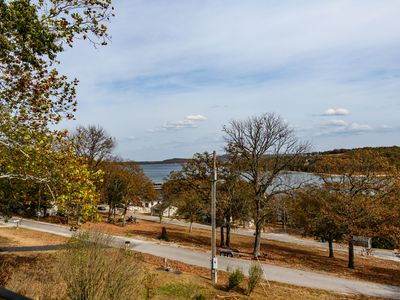 73 Leisure Shores Circle, Blue Eye, MO, 65611