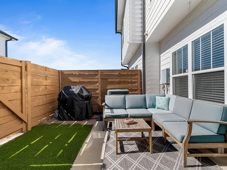 316 W Mill Dr — Photo 16