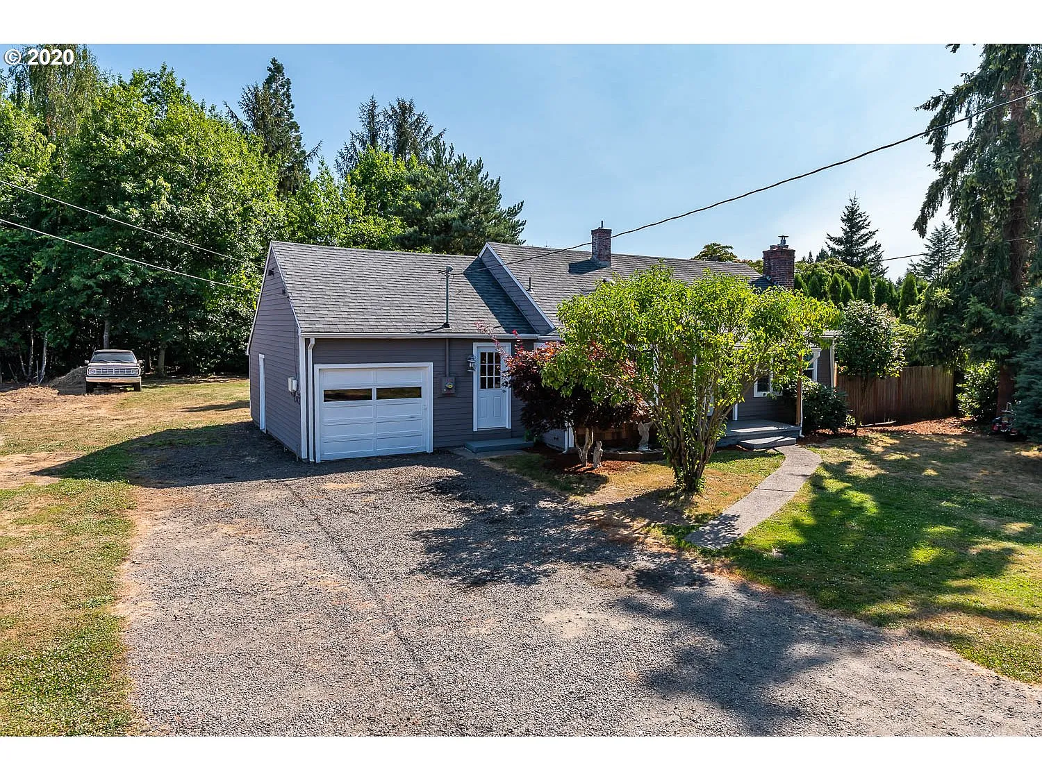 782 NE Sunrise Ln photo 1