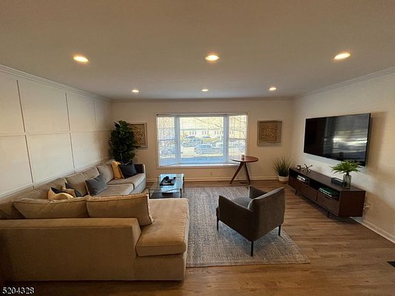3rd image of 42 Elm St #38A