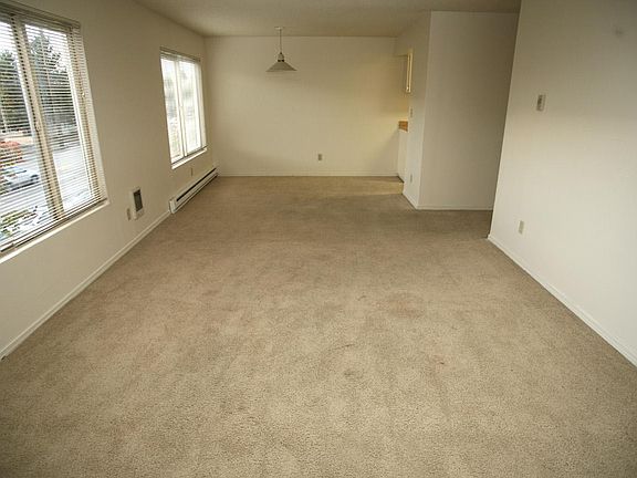 3rd image of 12550 Greenwood Ave N #201