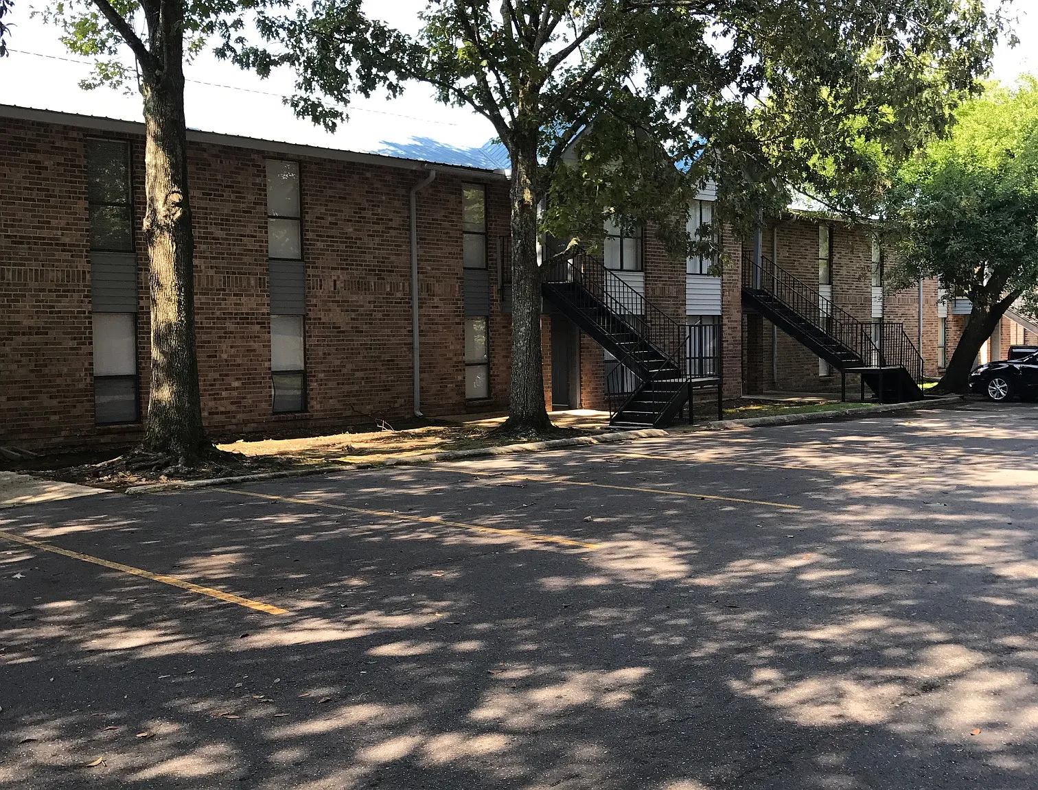 Park Place Apartments — Photo 2