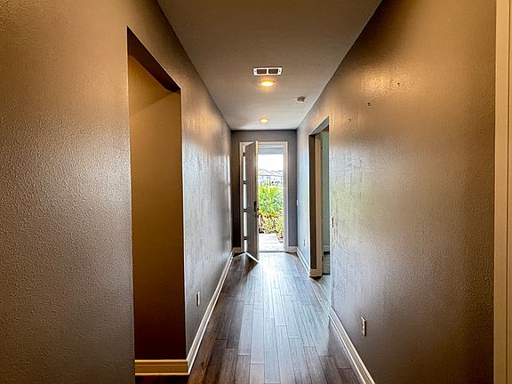 4th image of 6119 Bradford Woods Dr