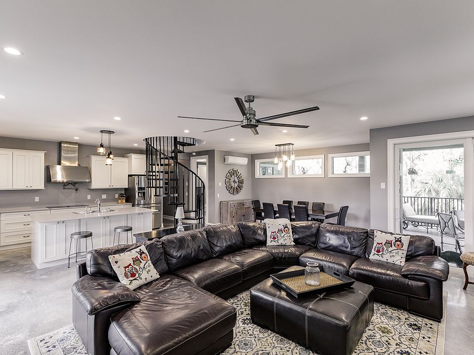 Main Living Area 2
