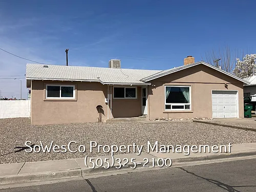2001 N Mesa Verde Ave Photo 1