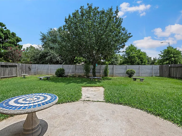 20814 Ochre Willow Trl — Photo 32