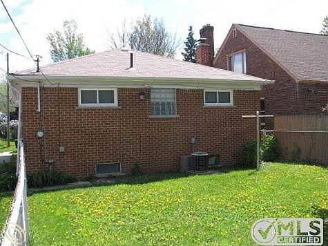 HOME REAR.JPG