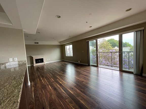 4th image of 1537 S Holt Ave Unit 301