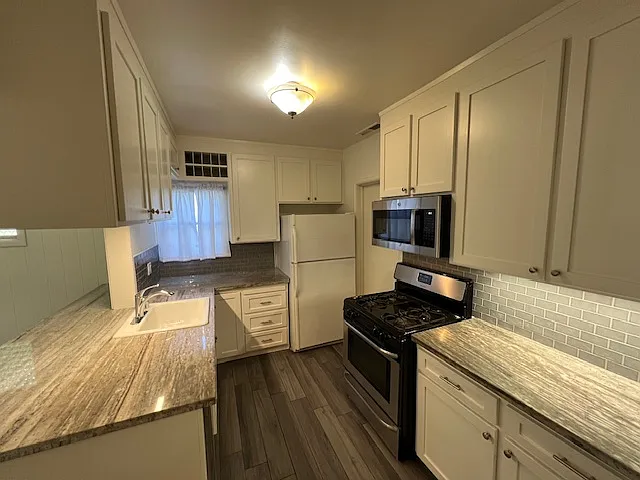 176 San Antonio Way — Photo 4