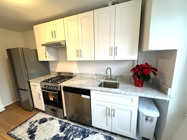 21-39 28th Street image 1 of 8