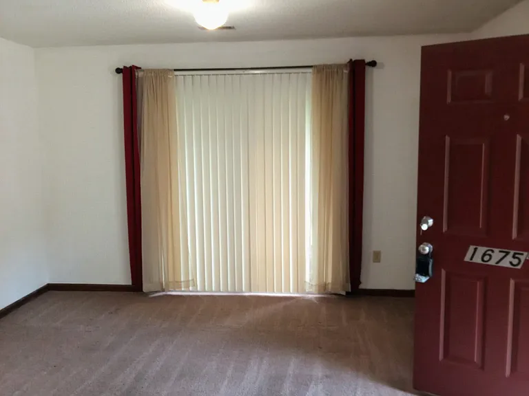 1675 Baugh St #D — Photo 2