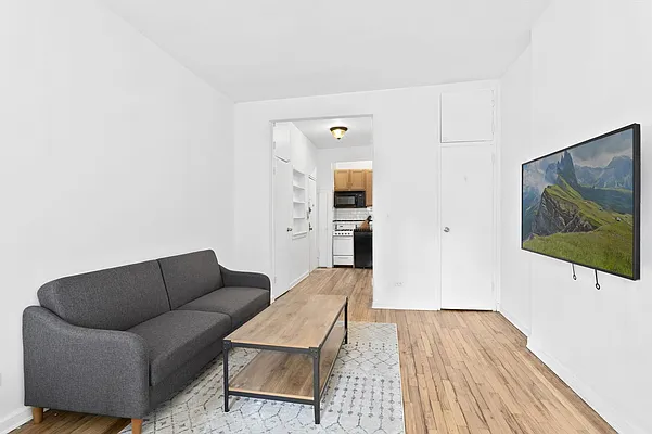Sold by Citi Habitats | media 2