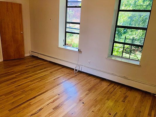 1st image of 1841 Park Pl #2