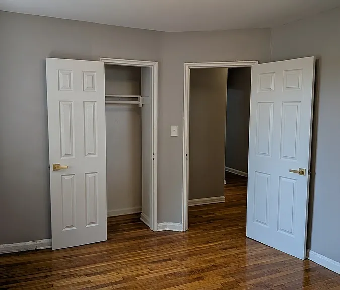 1276 Clinton Ave #3D — Photo 2