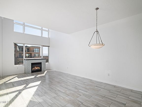 2nd image of 17 W Vernon Ave Unit 619