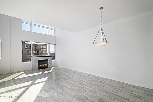 17 W Vernon Ave Photo 1