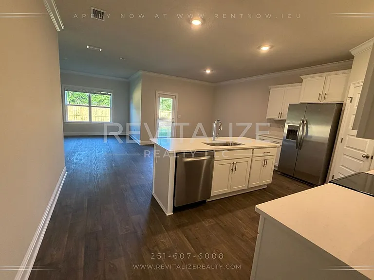 14930 Dayton Cir — Photo 14