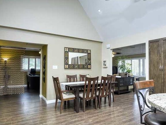 Dining/Kitchen combo