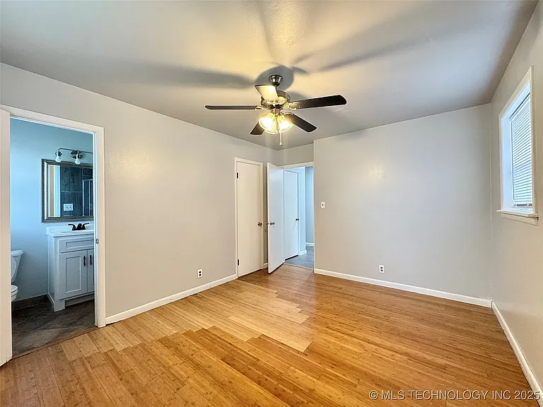 11311 E 15th Pl — Photo 12