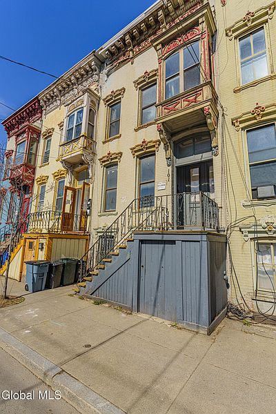 2nd image of 101 Lark Street
