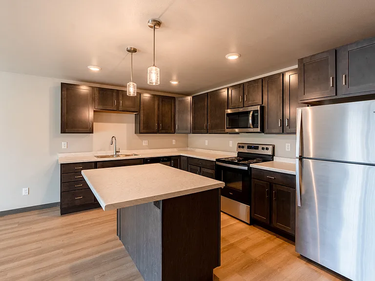 Fargo, ND Granger Court Apartments | Kitchen