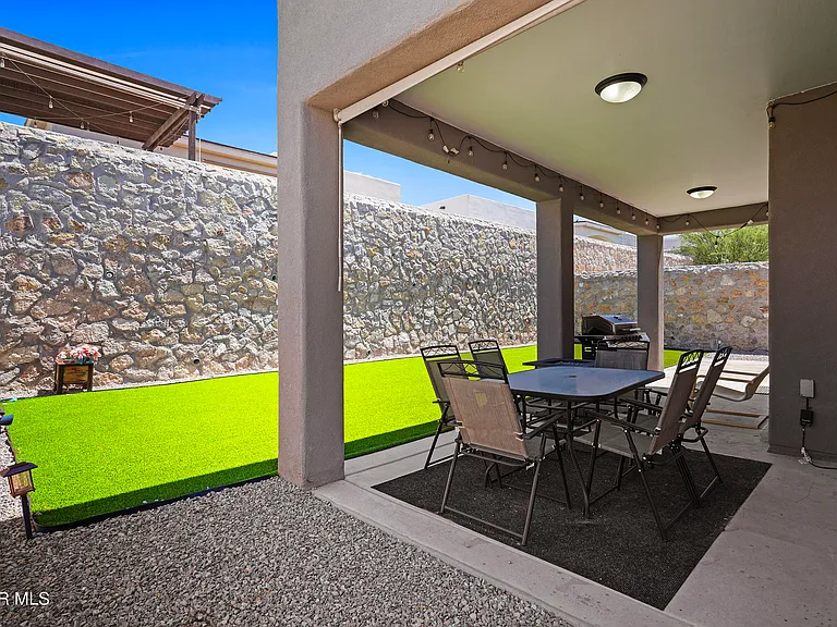 12863 Ivelet Ct — Photo 29