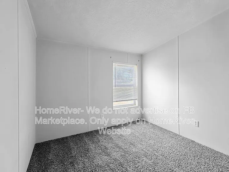 2920 S Windsor Rd — Photo 9