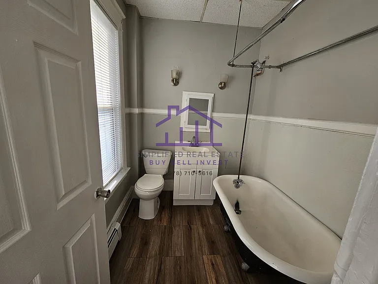175 Pine St #4 — Photo 4