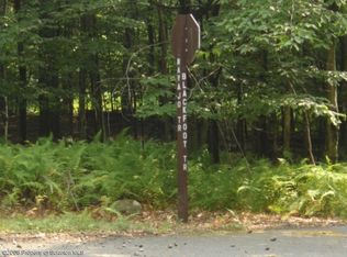 30 Blackfoot Path, Gouldsboro, PA