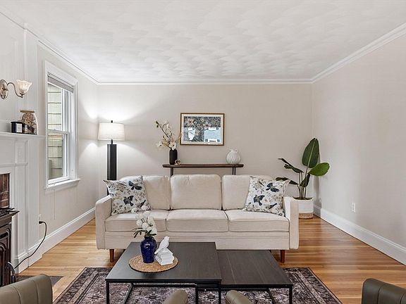 5th image of 70 Ardsmoor Rd