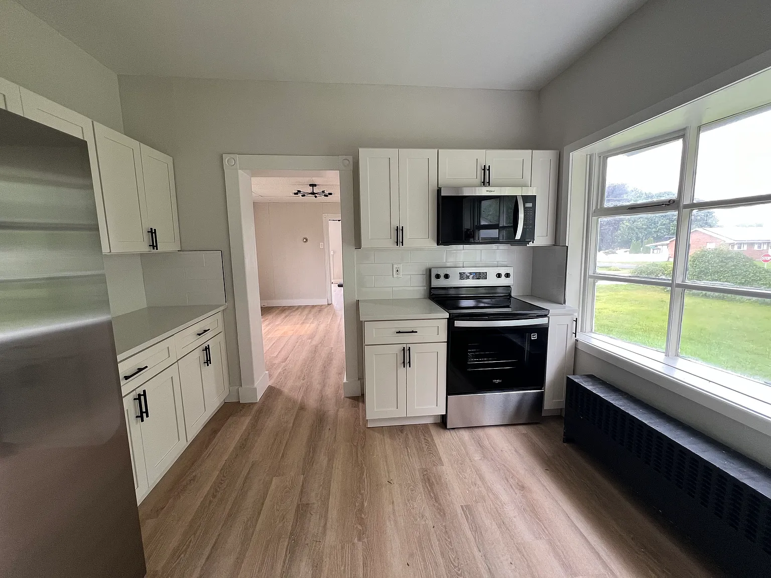 1 bed, 714 sqft, $1,850 — Photo 2