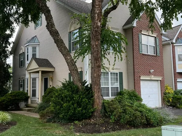 153 Timothy Cir, Wayne, PA 19087