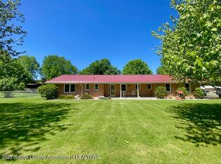 15426 Boichot Rd, Lansing, MI 48906