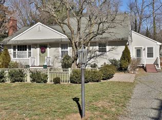 233 Hance Rd, Fair Haven, NJ 07704