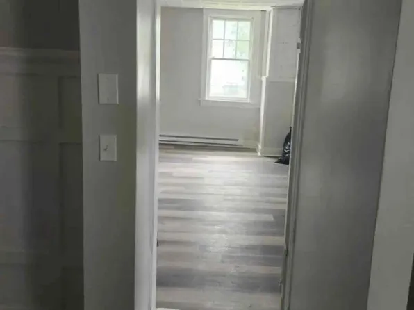 111 S Lake Ave, Albany, NY 12208