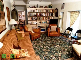 Rented by KVNY Soho