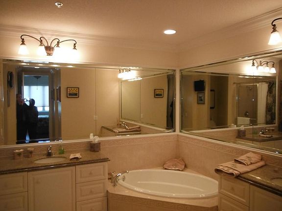 5th image of 3 Harbour Isle Dr E Unit Ph05