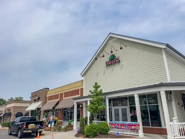 600 Heck Ln — Photo 25