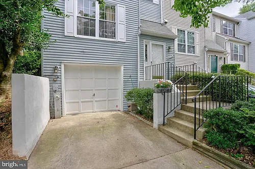 4710 Leyden Way Photo 1