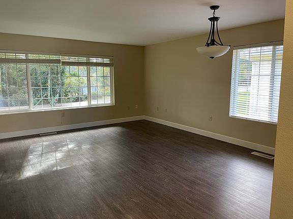 5th image of 2690 NE Yacht Ave #2614