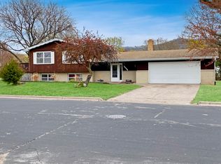 1803 Viking Ave, Holmen, WI 54636