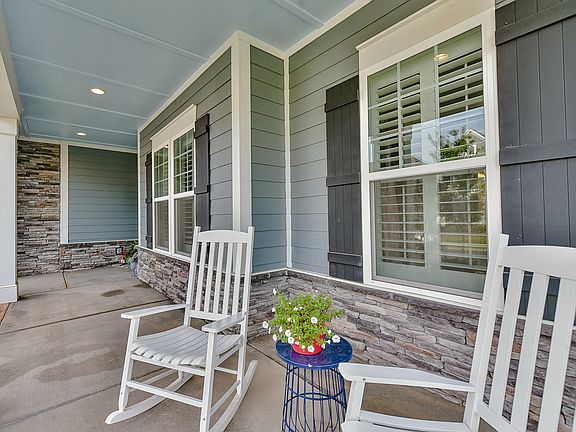 Rocking chair front porch