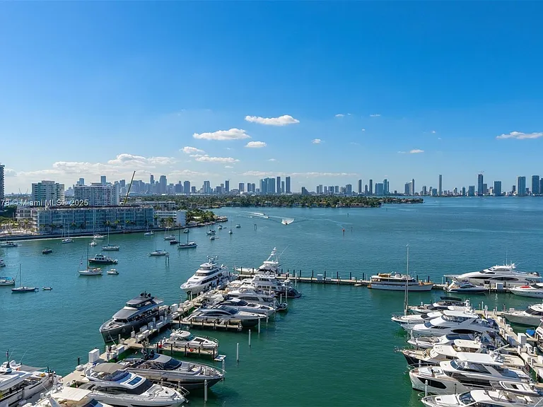 1800 Sunset Harbour Dr #1208 — Photo 1