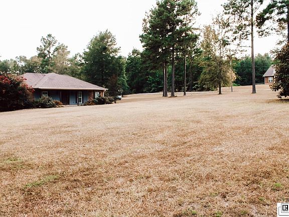 3rd image of 144 Chatham Ln