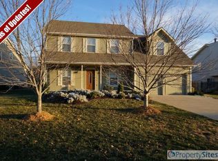 5803 Meadow Height Dr, Shawnee, KS 66226