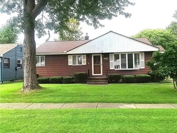 1364 Moll St, North Tonawanda, NY 14120