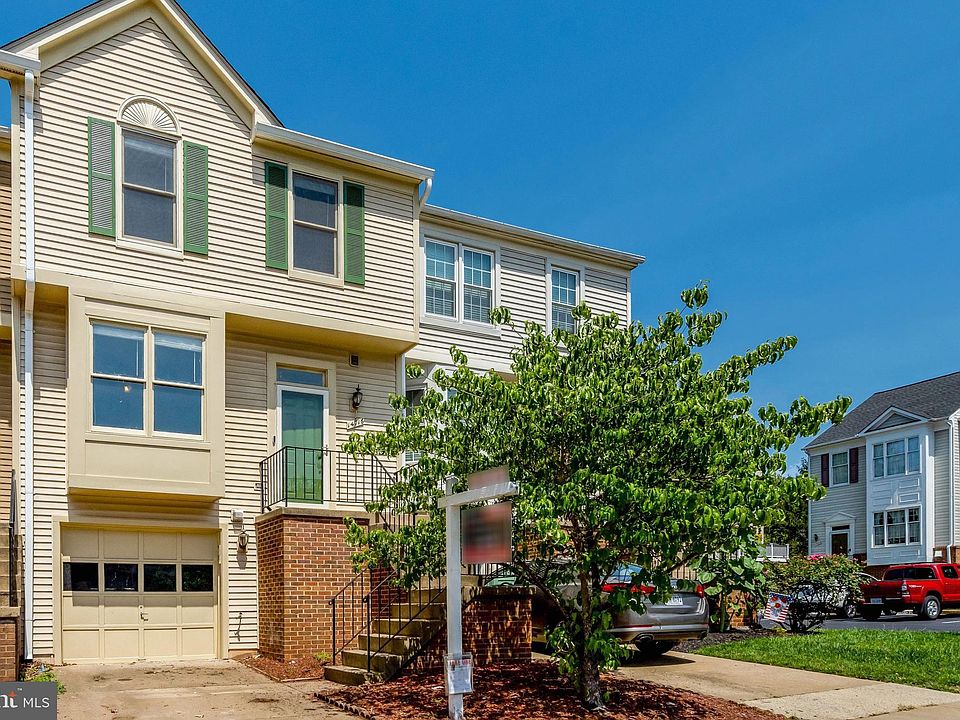 1st image of 14716 Grobie Pond Ln