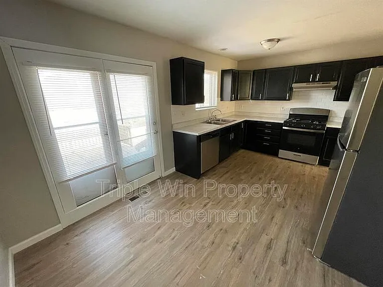 1225 Carla Dr — Photo 9