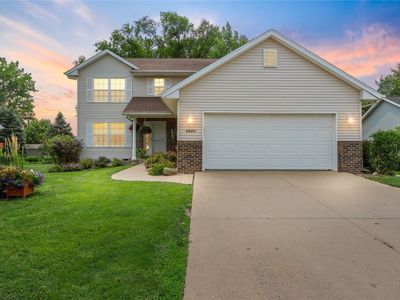 1820 Rock Island Dr, Ely, IA, 52227