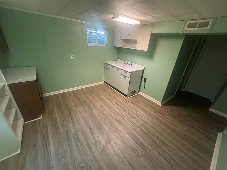 1611 Kennedy Ave — Photo 17